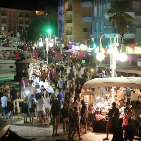 Lägenhet Les Residences Du Nouveau Golf Saint-Raphaël